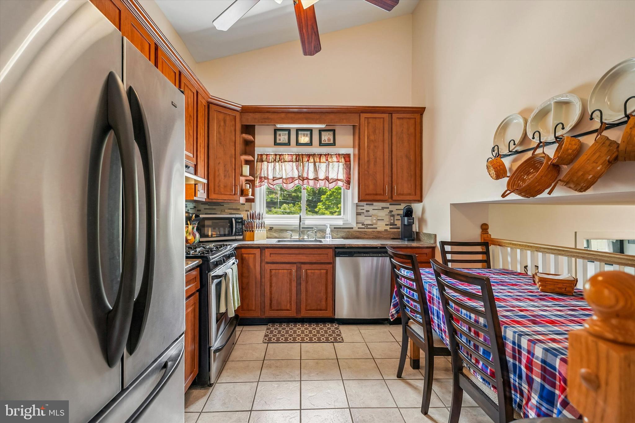 PLYMOUTH HILLS - Residential