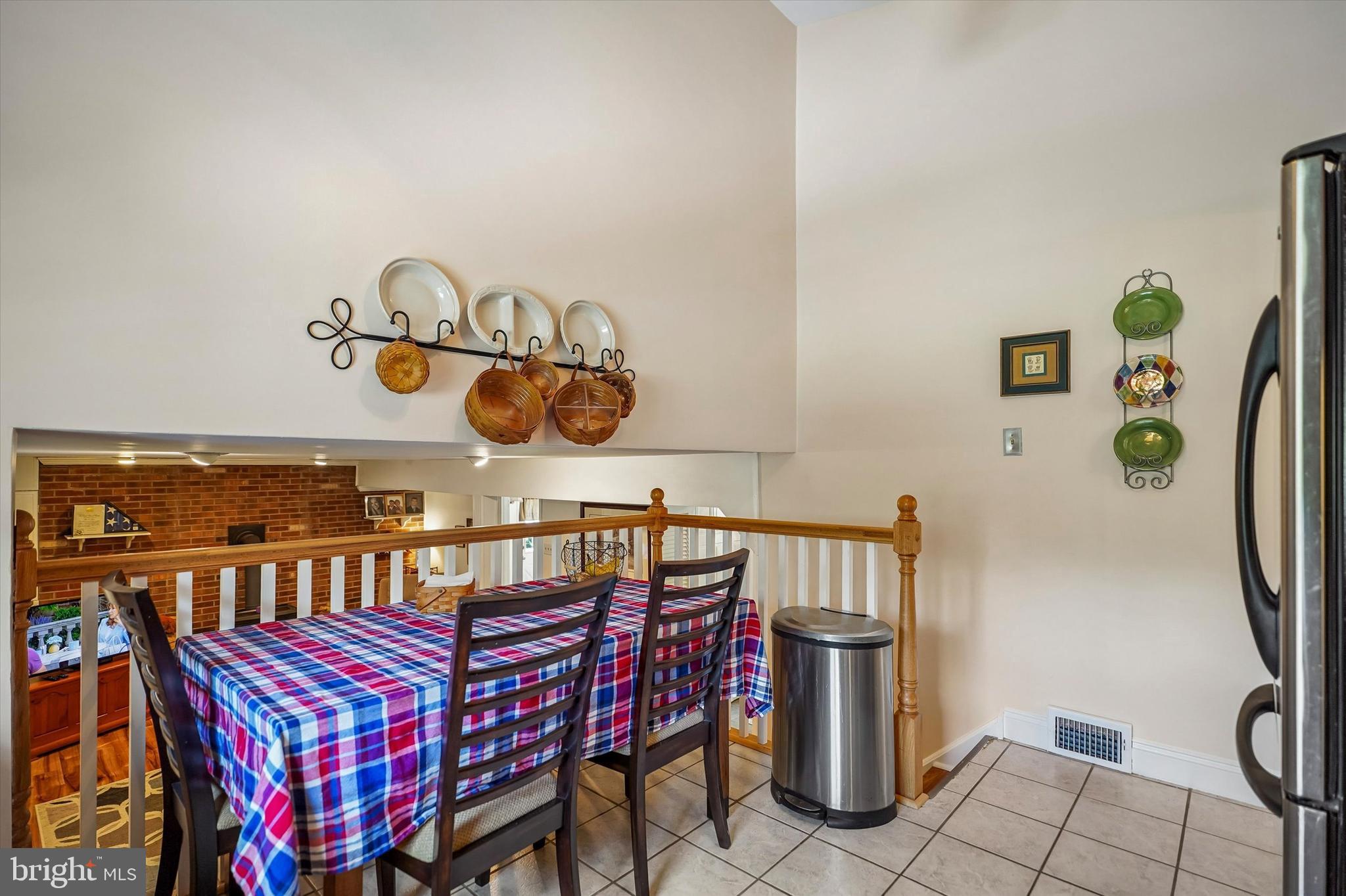 PLYMOUTH HILLS - Residential
