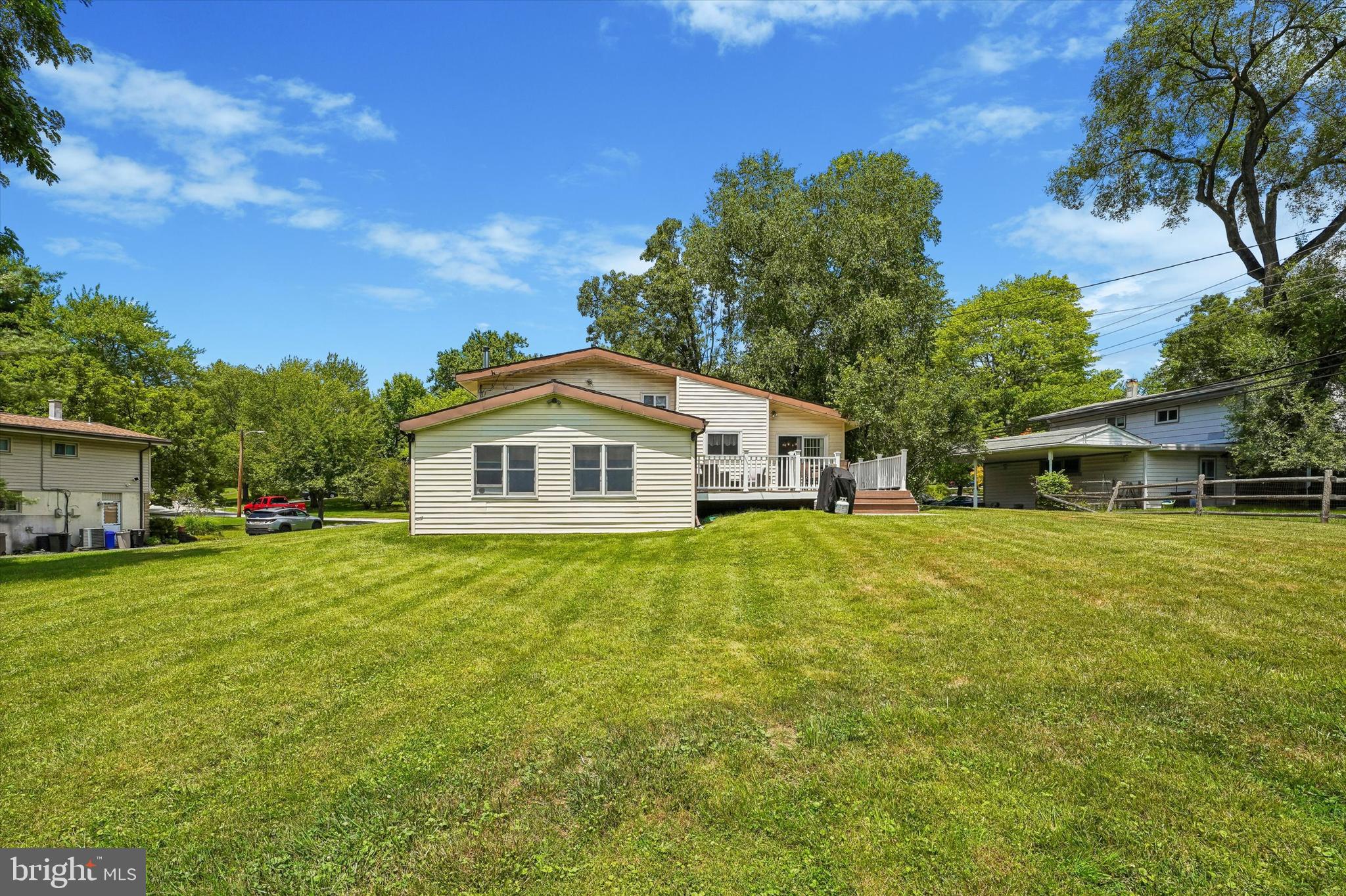 PLYMOUTH HILLS - Residential