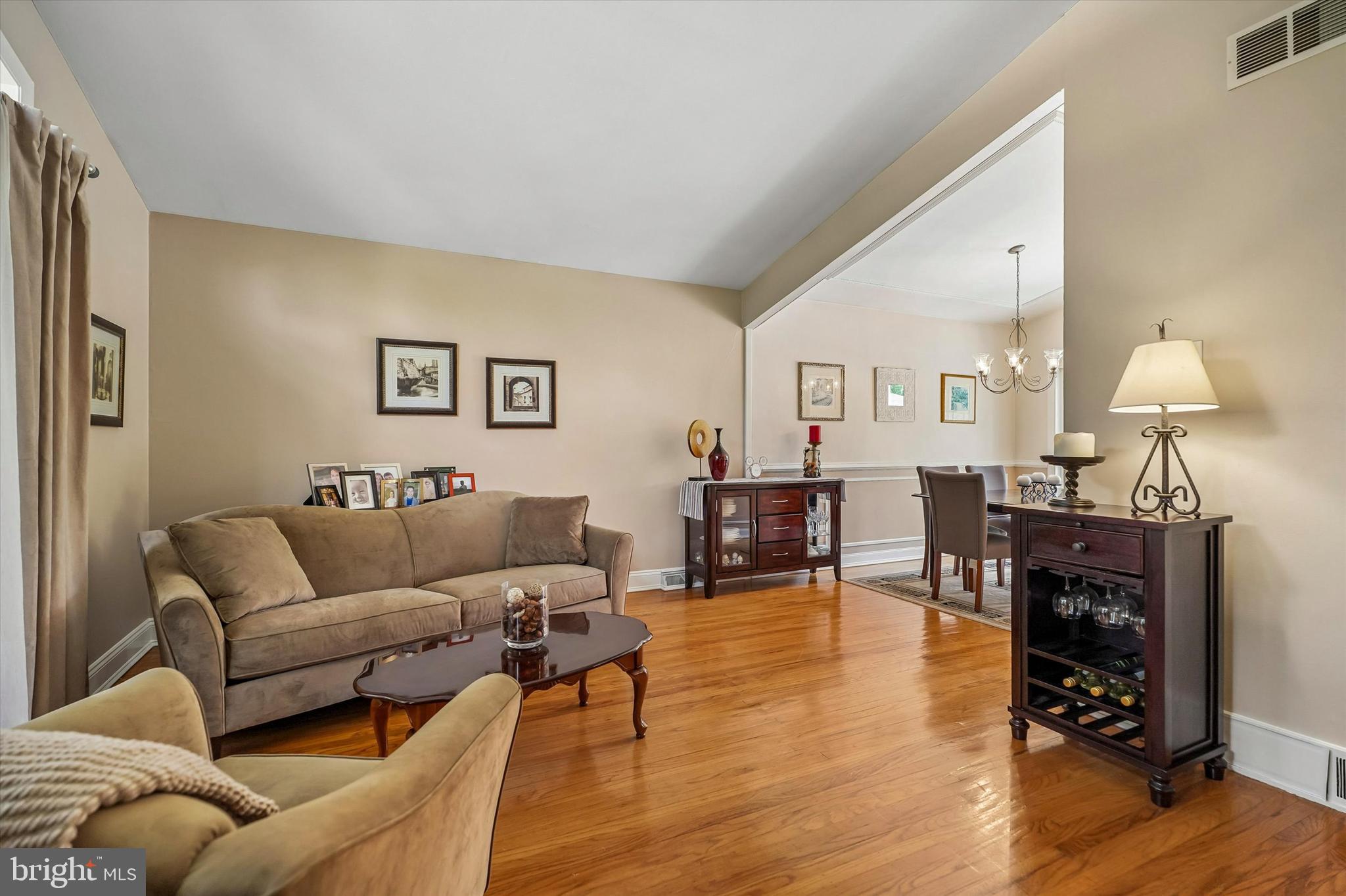 PLYMOUTH HILLS - Residential