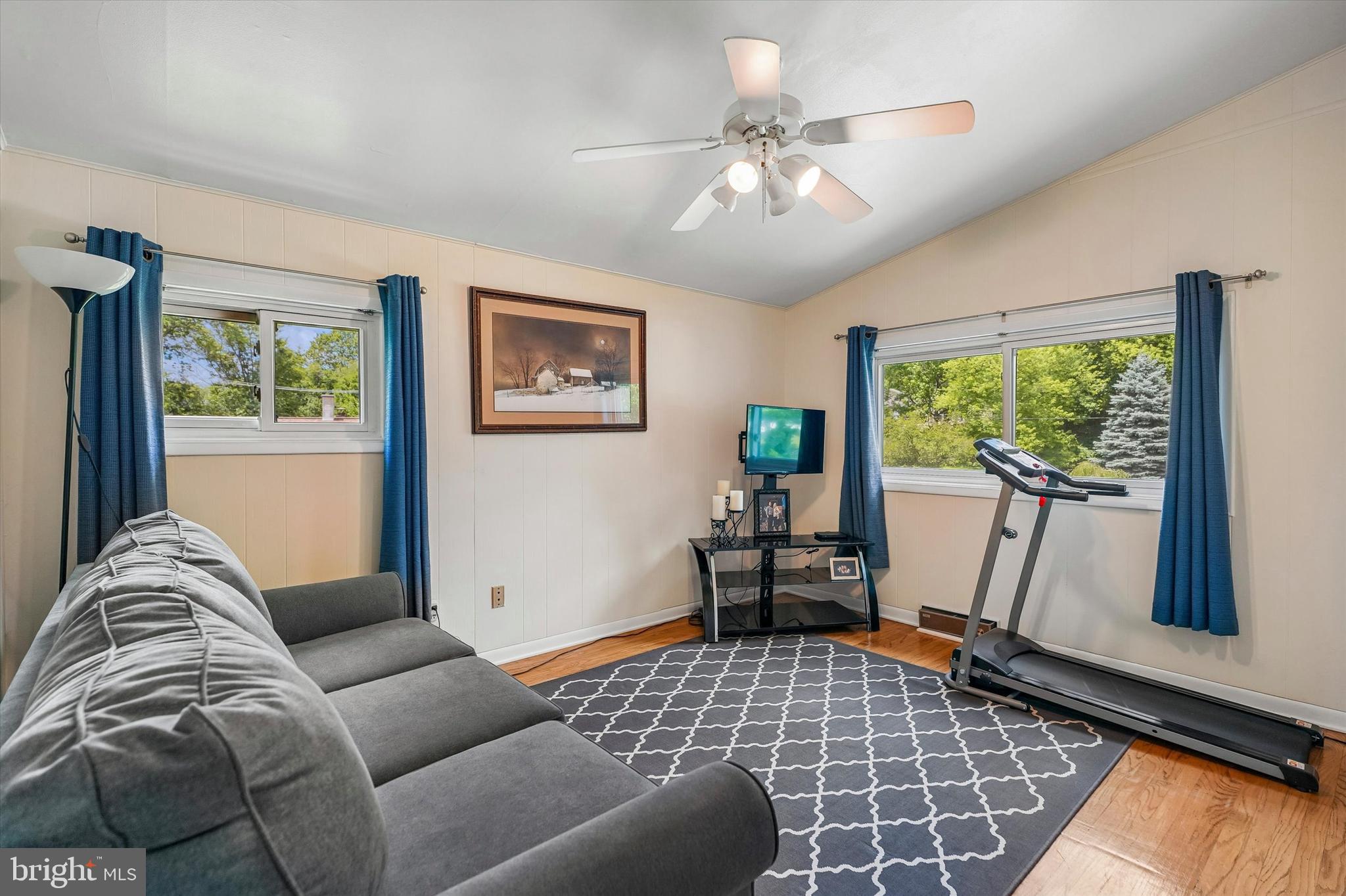 PLYMOUTH HILLS - Residential