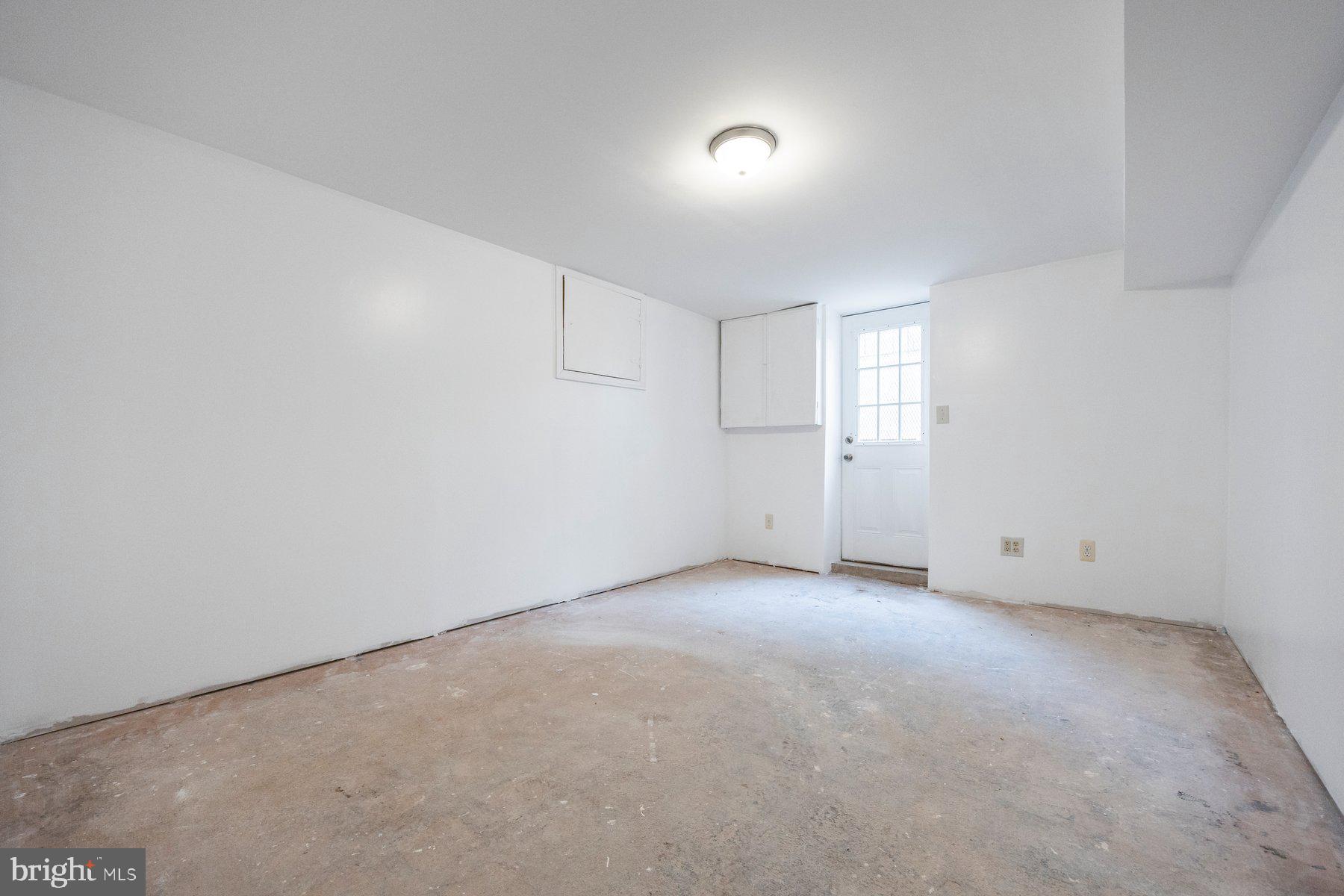 FRANKFORD - Residential Lease