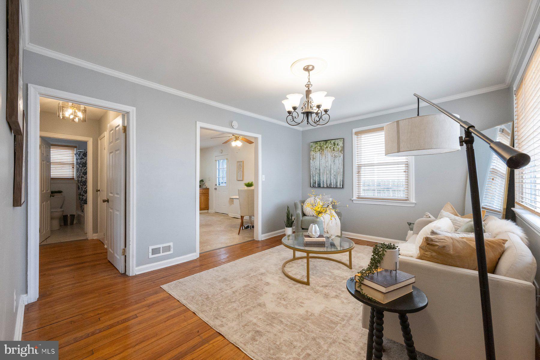 FRANKFORD - Residential Lease
