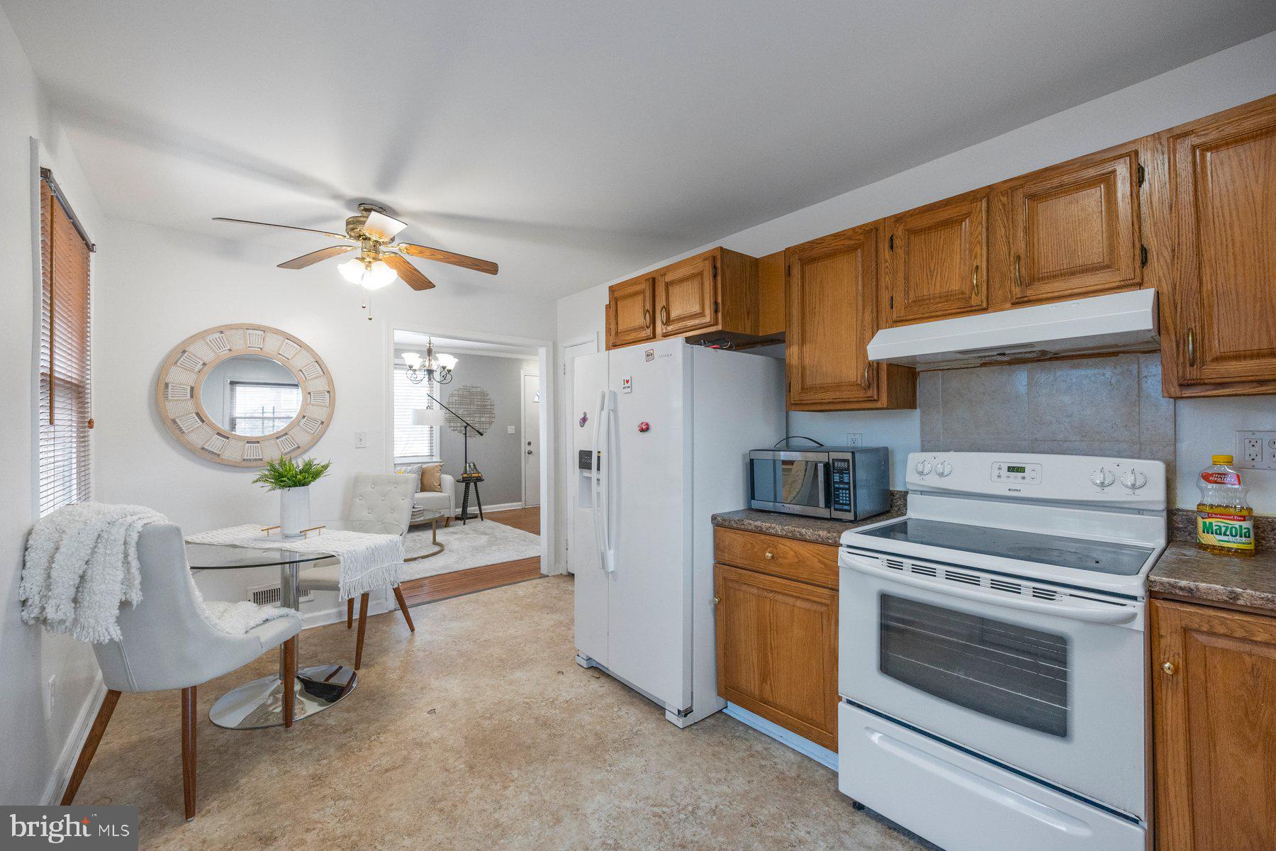 FRANKFORD - Residential Lease