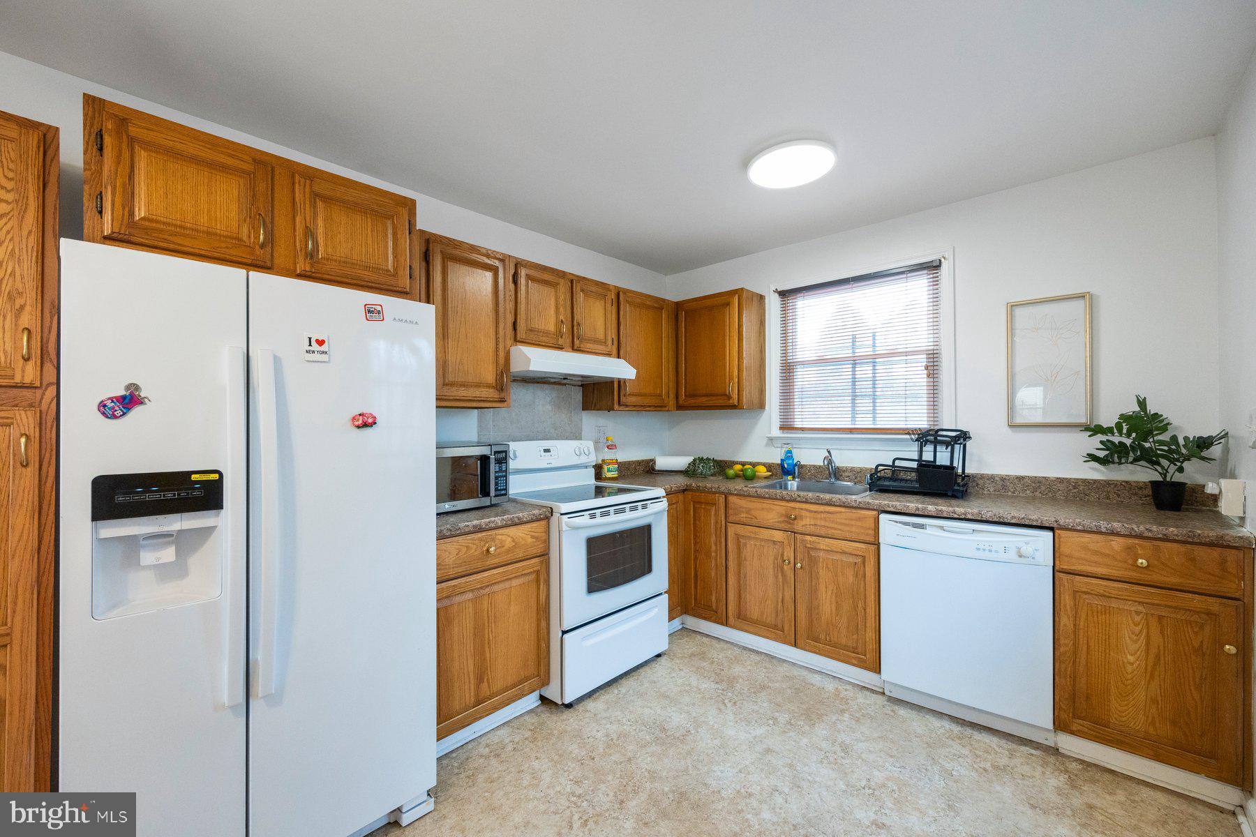 FRANKFORD - Residential Lease
