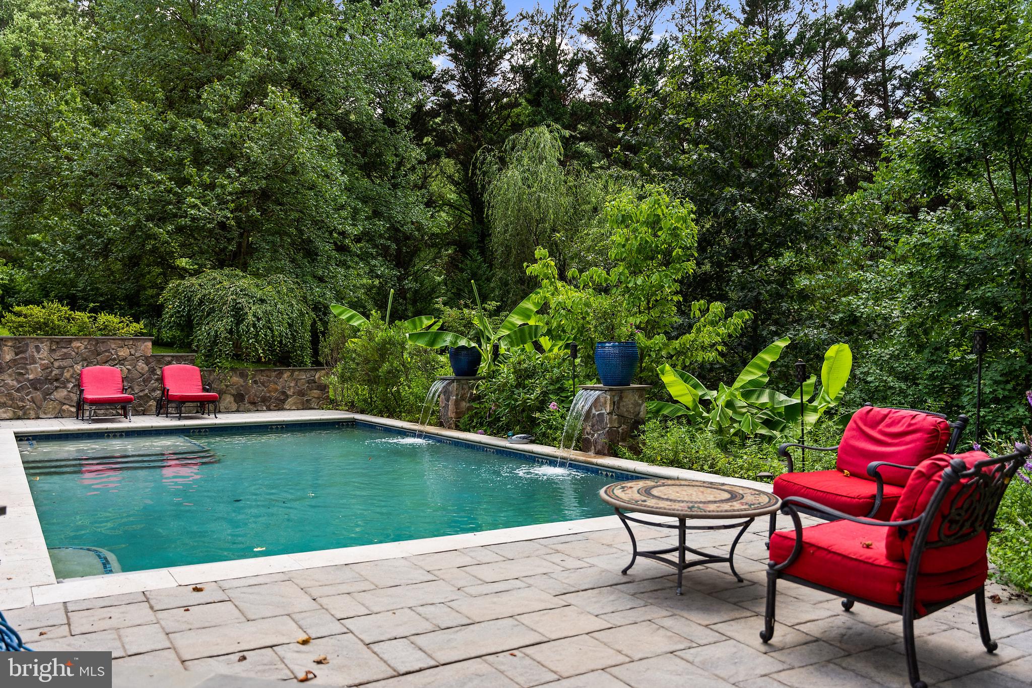 DEEP GLEN - Residential