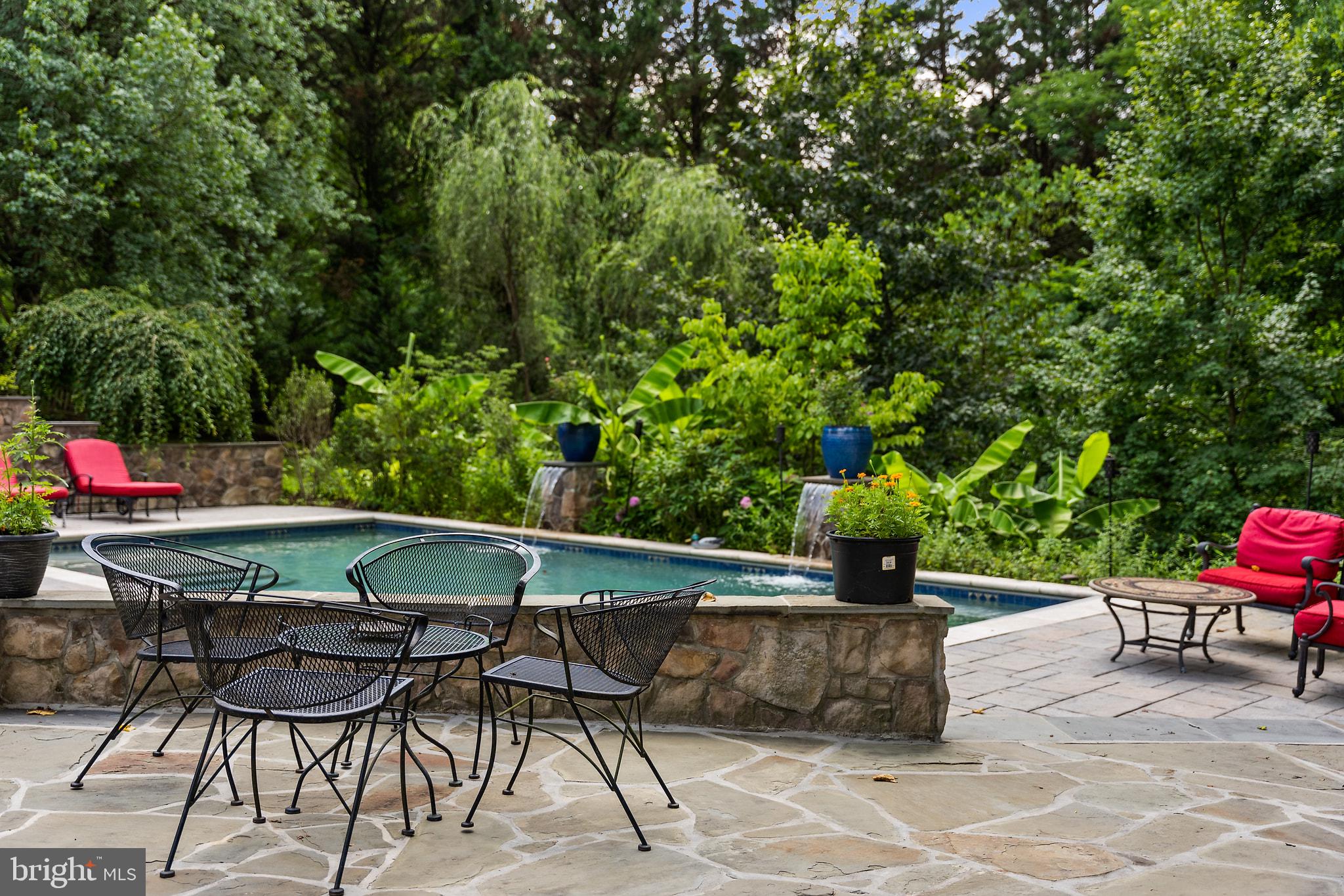 DEEP GLEN - Residential