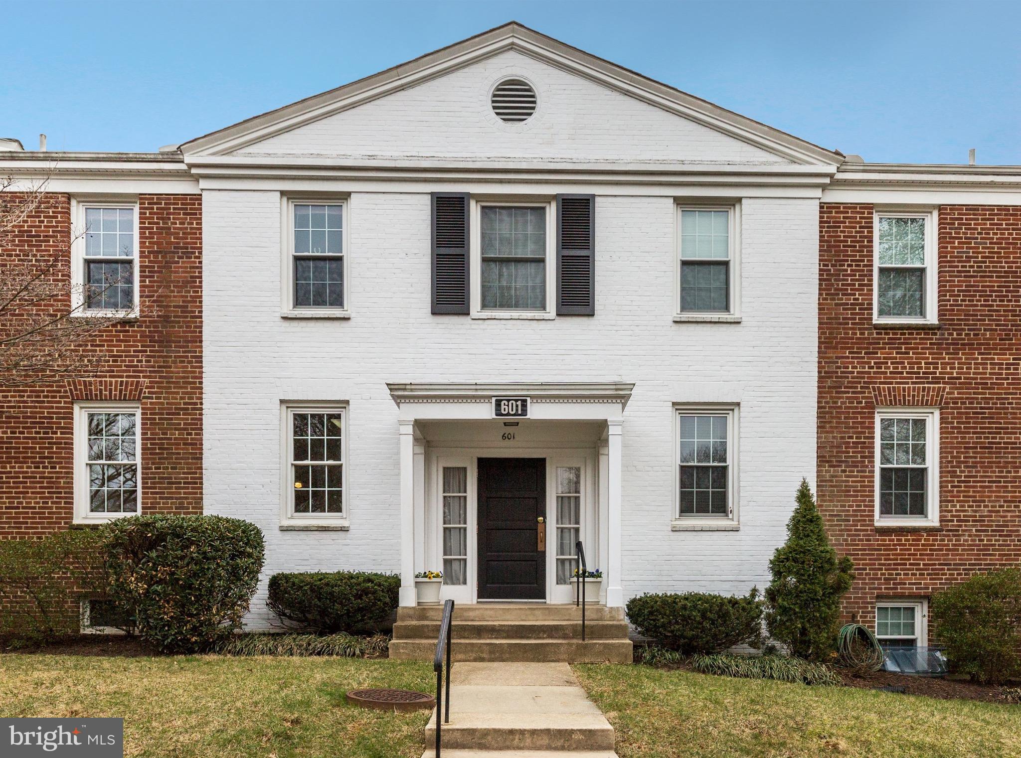 Simply Irresistible! This gorgeous, bright, incredibly spacious, pet-friendly 1 bedroom, 1 bath with parking has it all! Minutes to Rockville Town Center, Metro, 270 & steps away from Woodley Gardens Park & restaurants. Brand new carpet, stainless steel appliances, upgraded double pane windows, fresh paint, and a huge private storage room! Fee includes heat, H2O, & taxes!