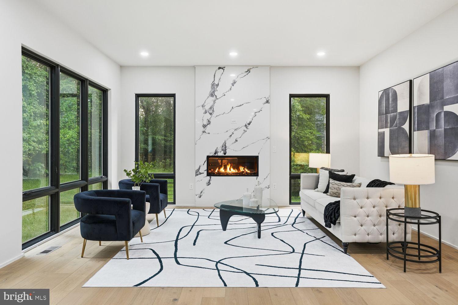 DUNN LORING WOODS - Residential