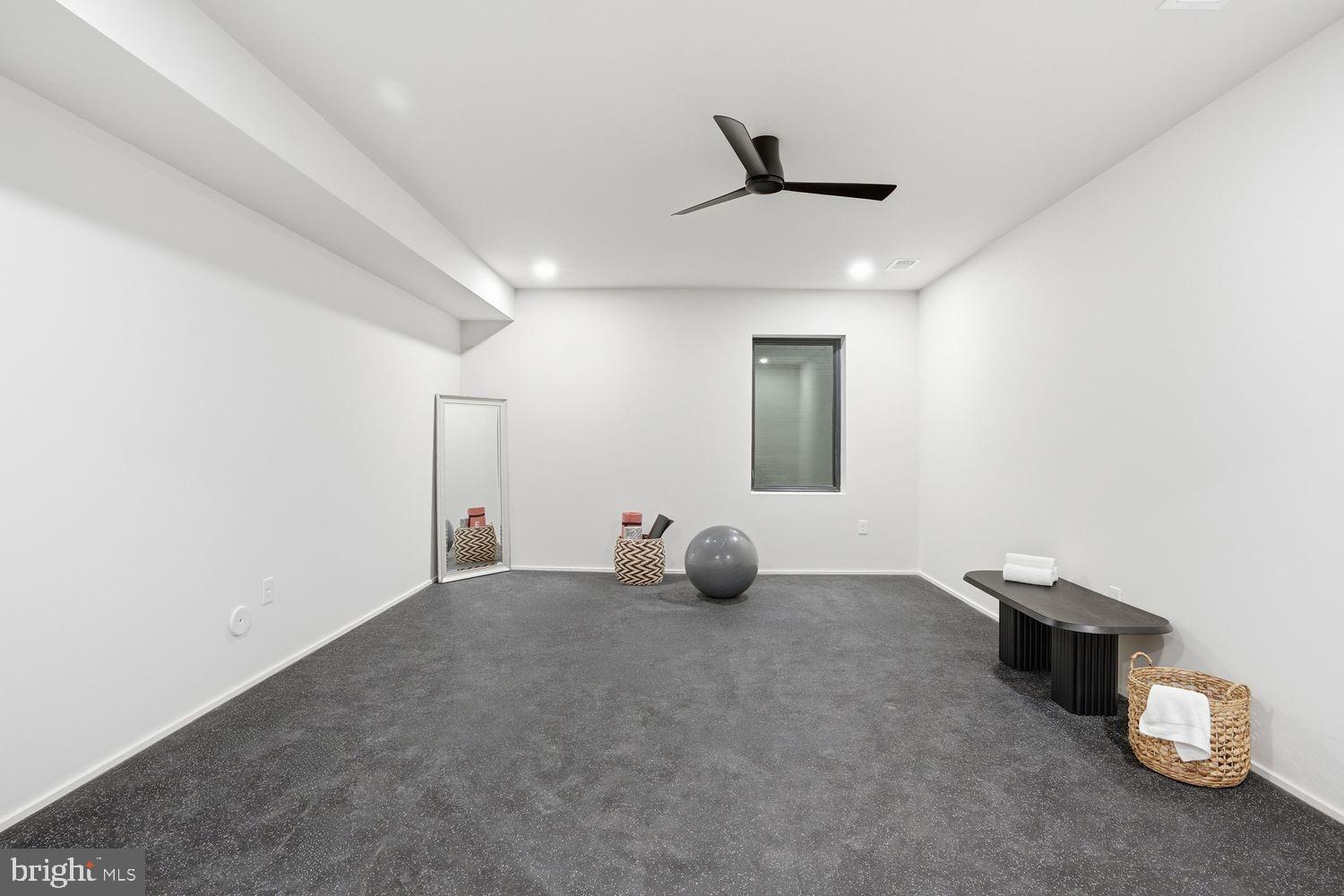 DUNN LORING WOODS - Residential