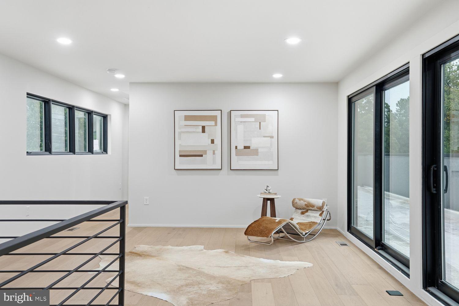 DUNN LORING WOODS - Residential