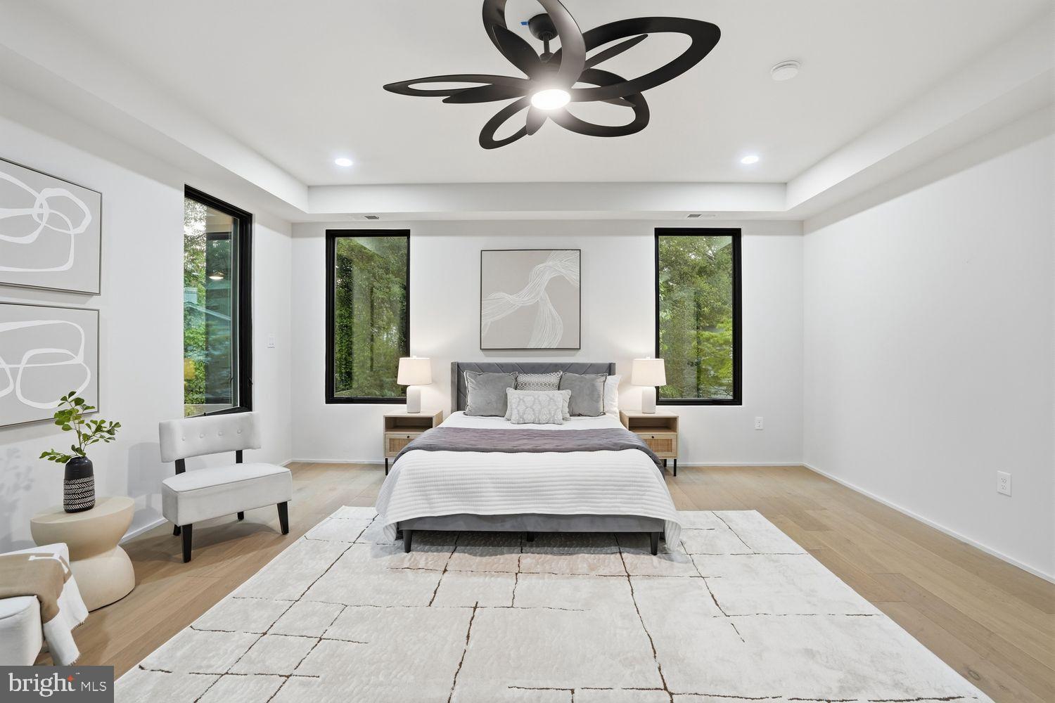 DUNN LORING WOODS - Residential