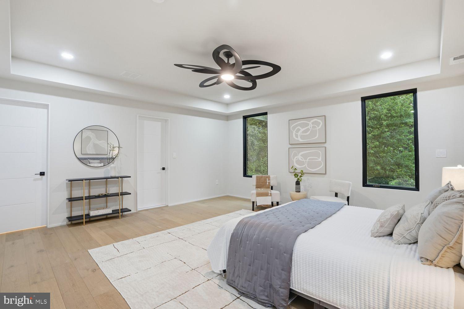 DUNN LORING WOODS - Residential
