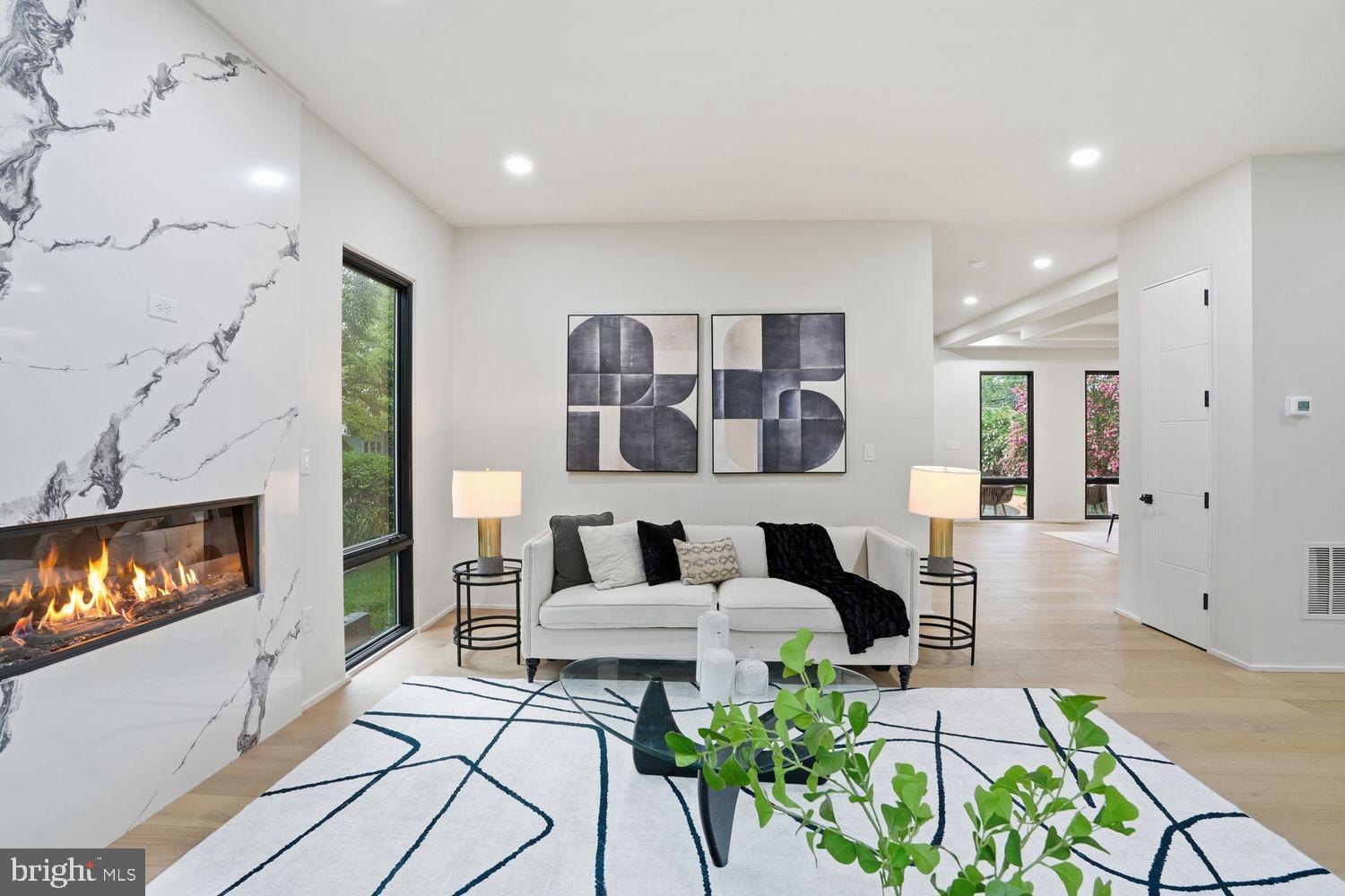 DUNN LORING WOODS - Residential