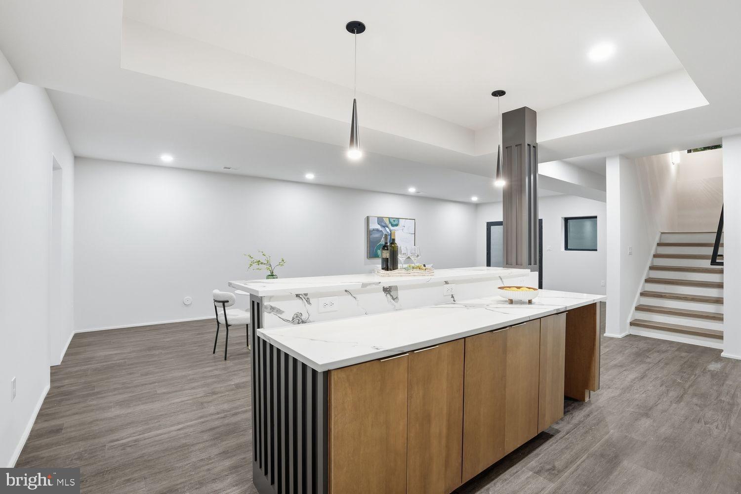 DUNN LORING WOODS - Residential