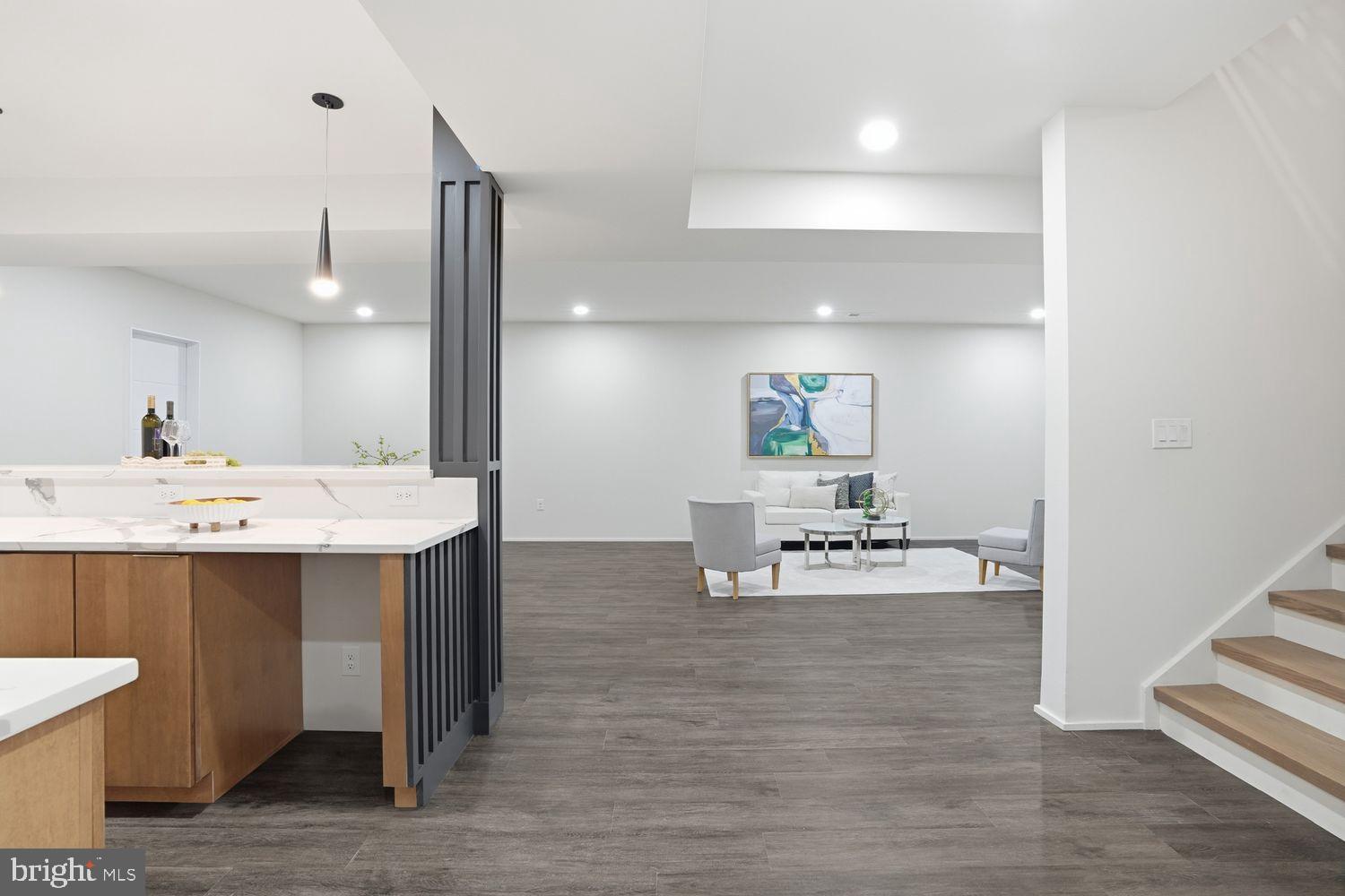 DUNN LORING WOODS - Residential