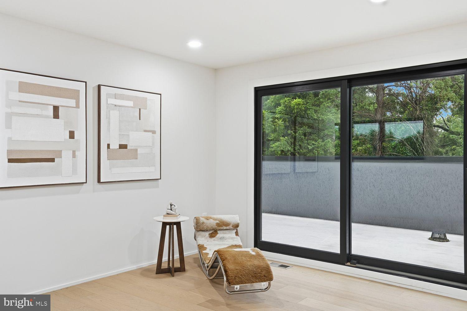 DUNN LORING WOODS - Residential