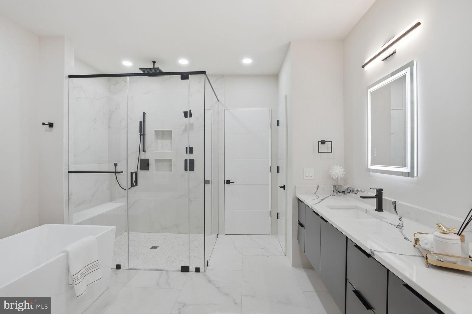 DUNN LORING WOODS - Residential