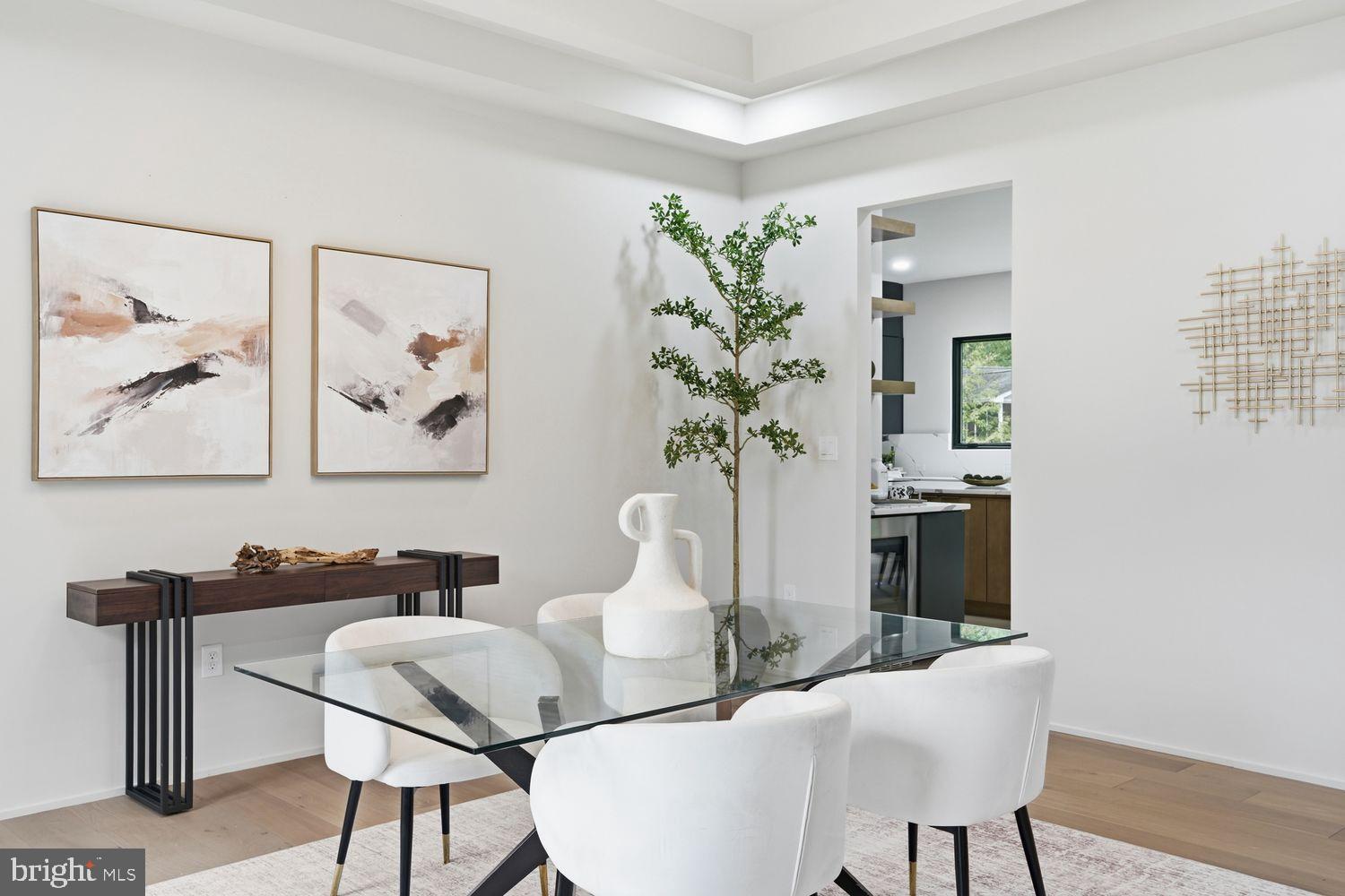 DUNN LORING WOODS - Residential