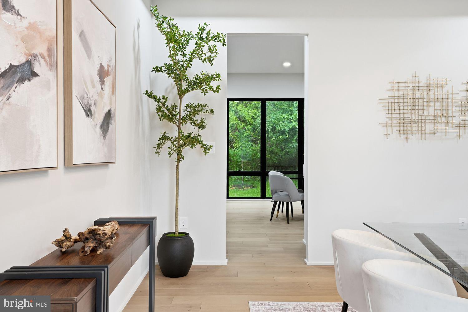 DUNN LORING WOODS - Residential