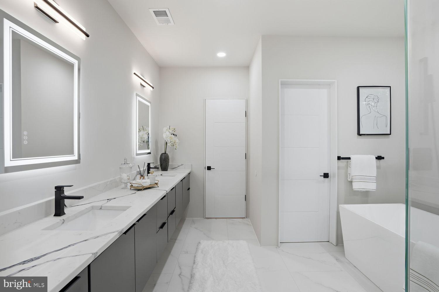DUNN LORING WOODS - Residential