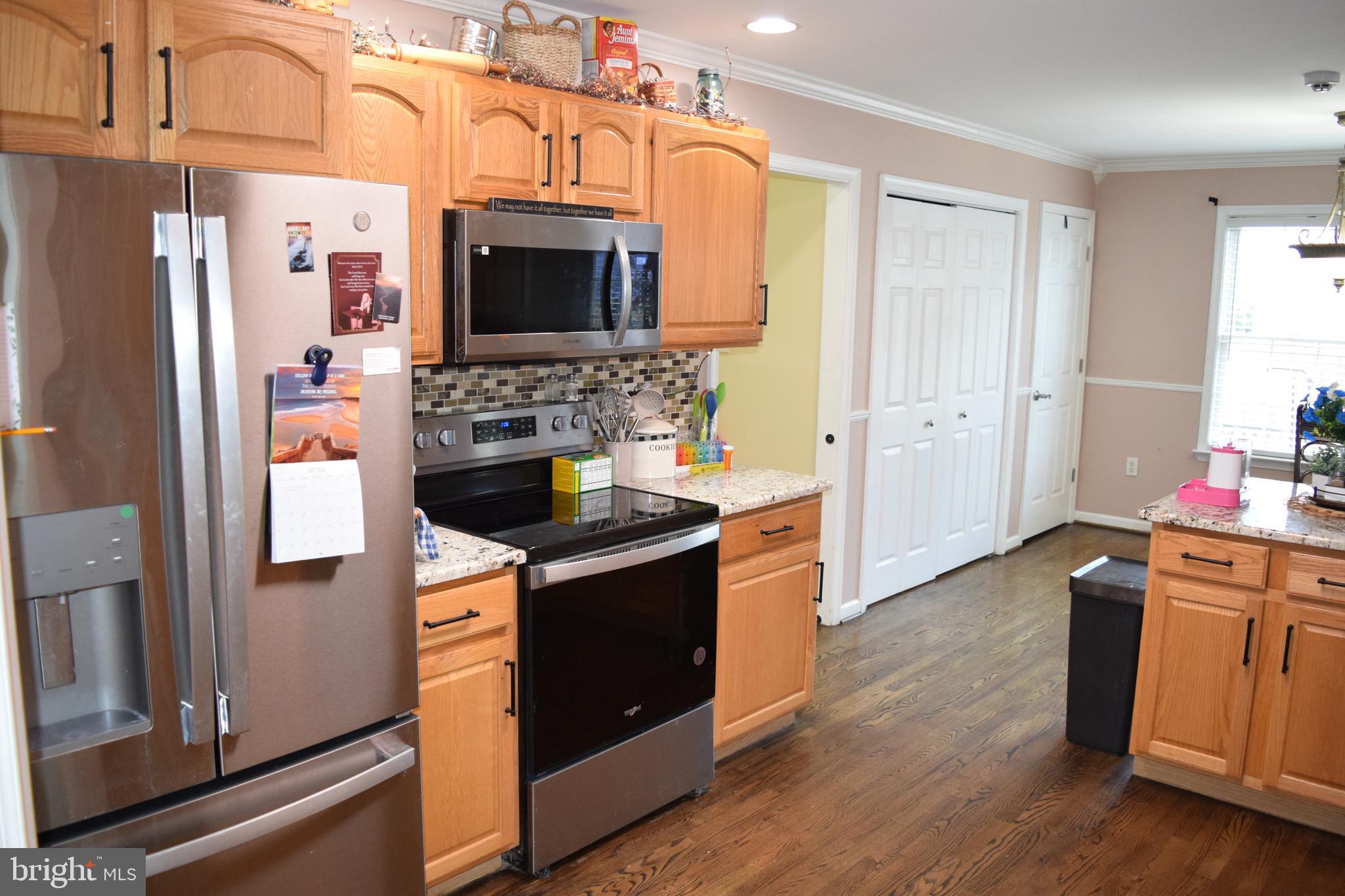FORT HILL FARMS - Residential