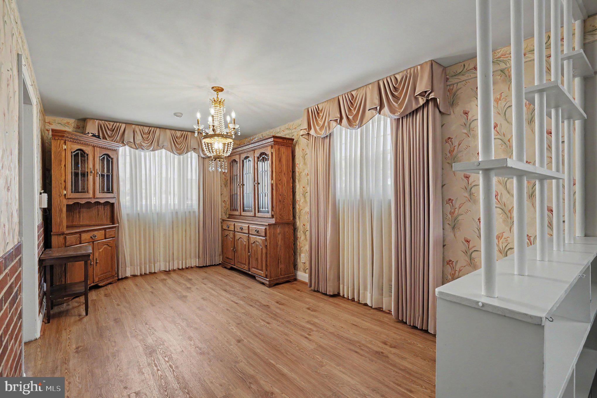 EASTFIELD - Residential