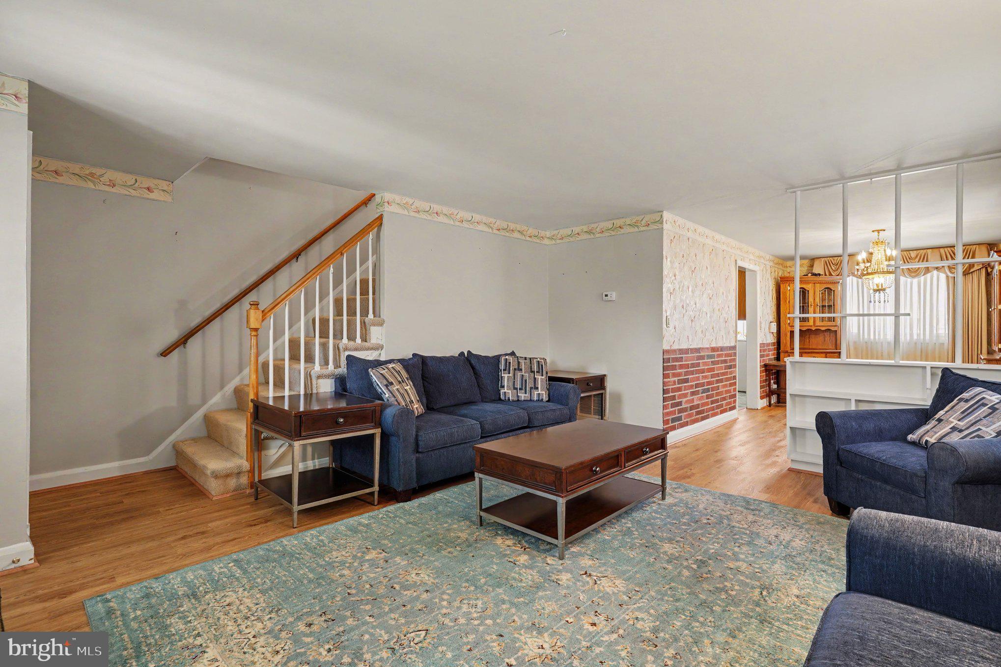 EASTFIELD - Residential