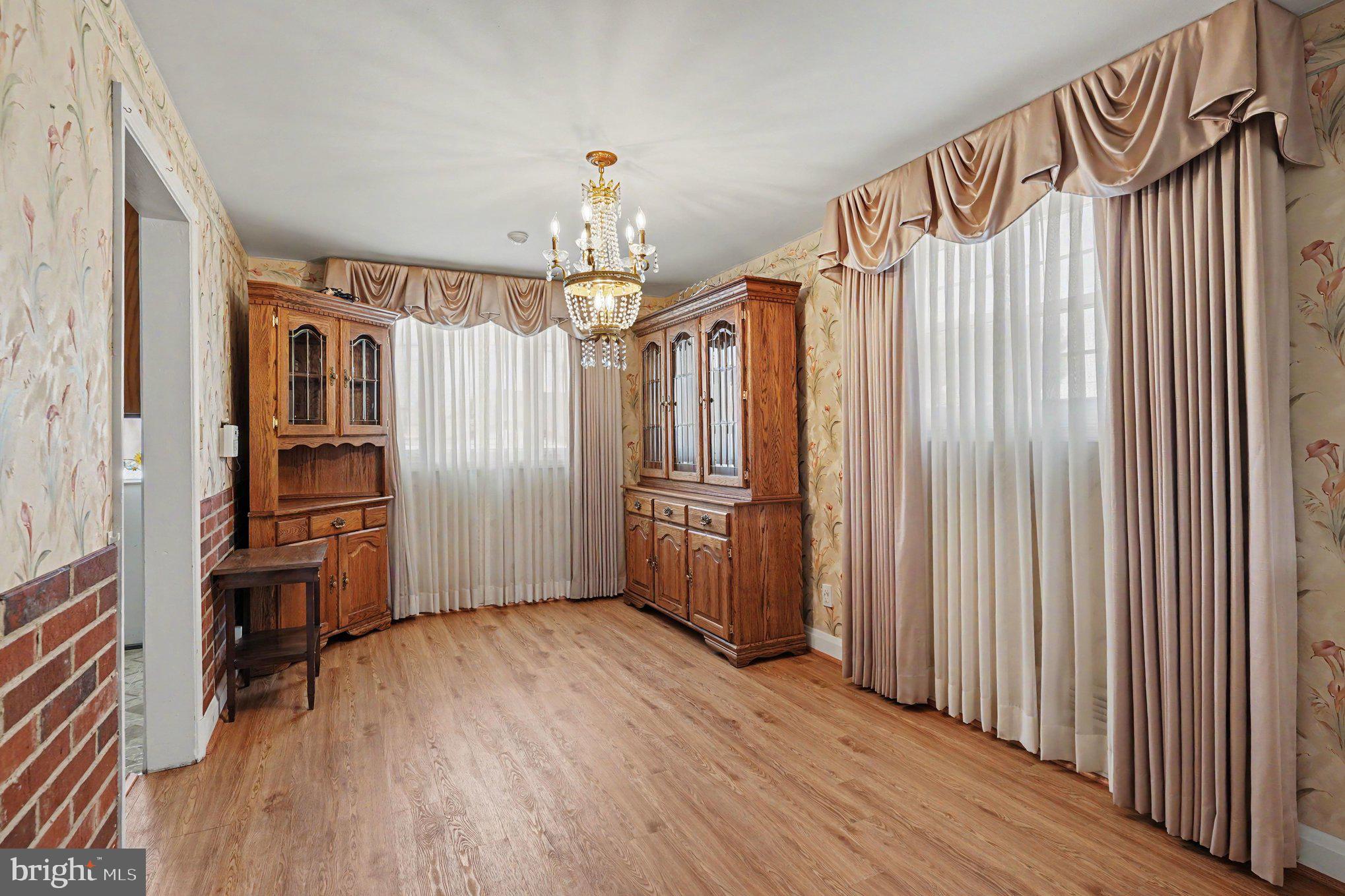 EASTFIELD - Residential