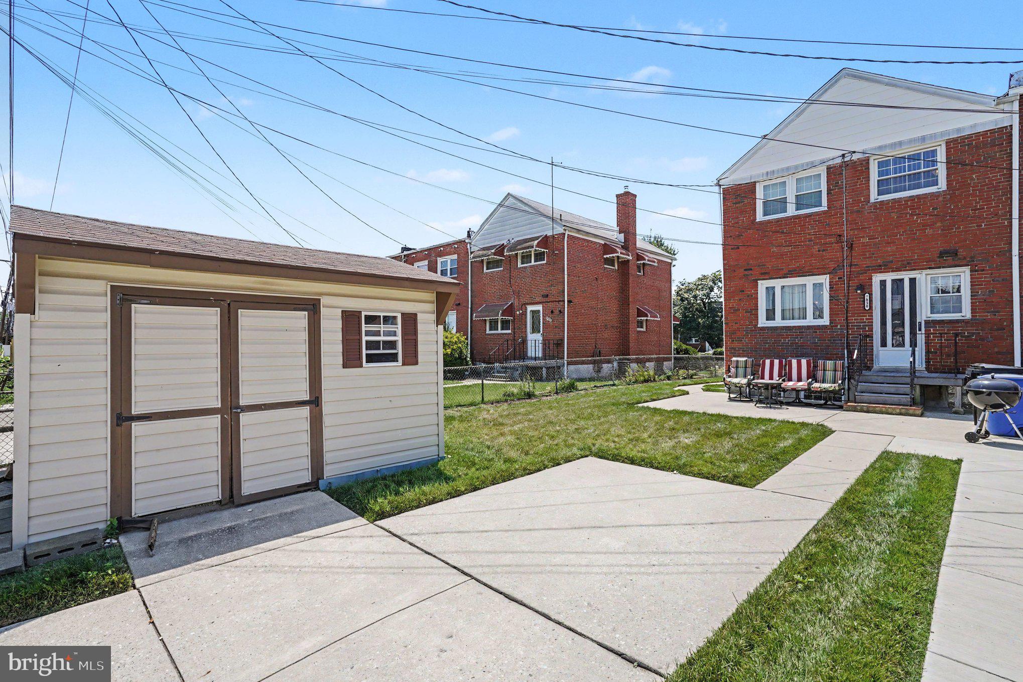 EASTFIELD - Residential