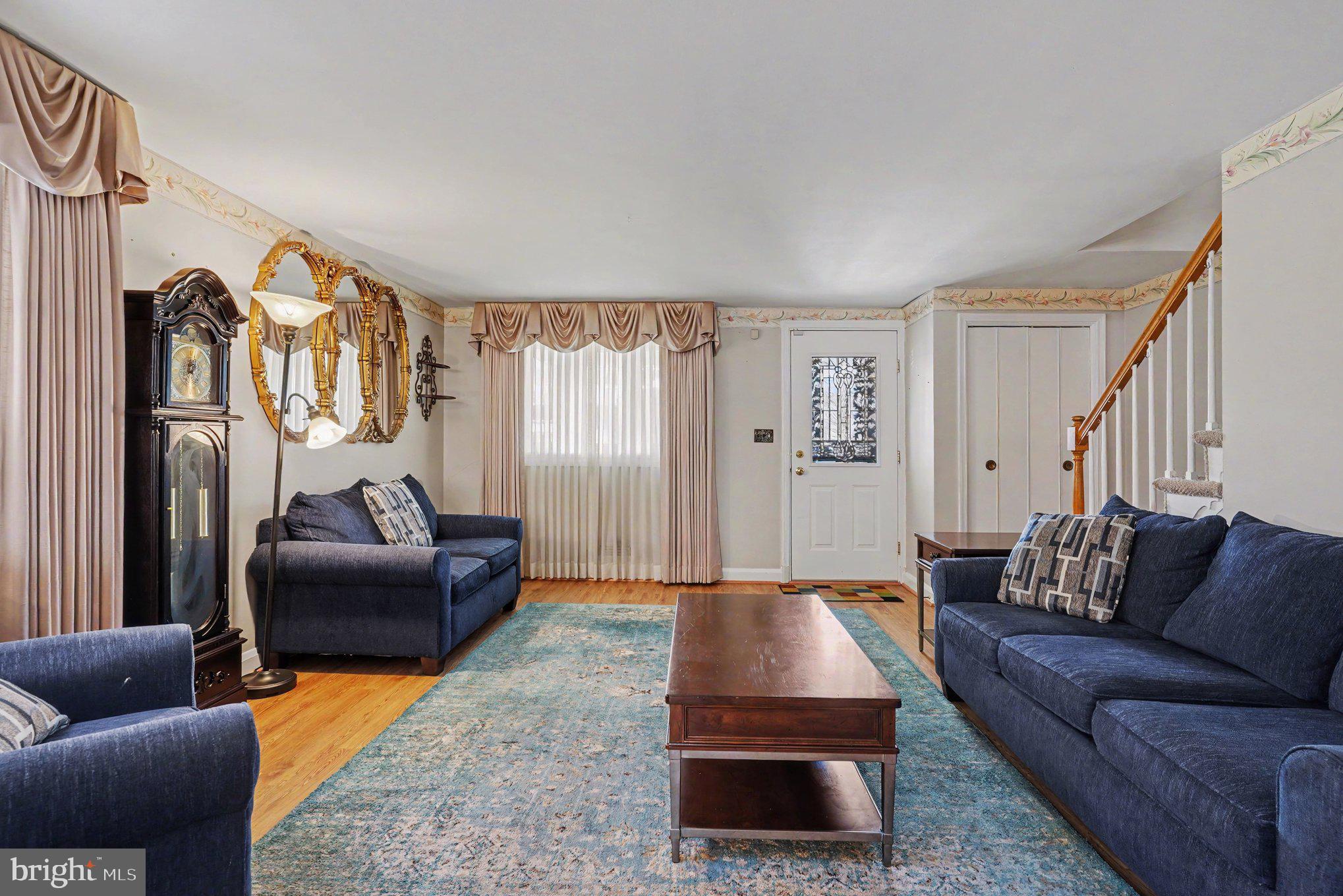 EASTFIELD - Residential