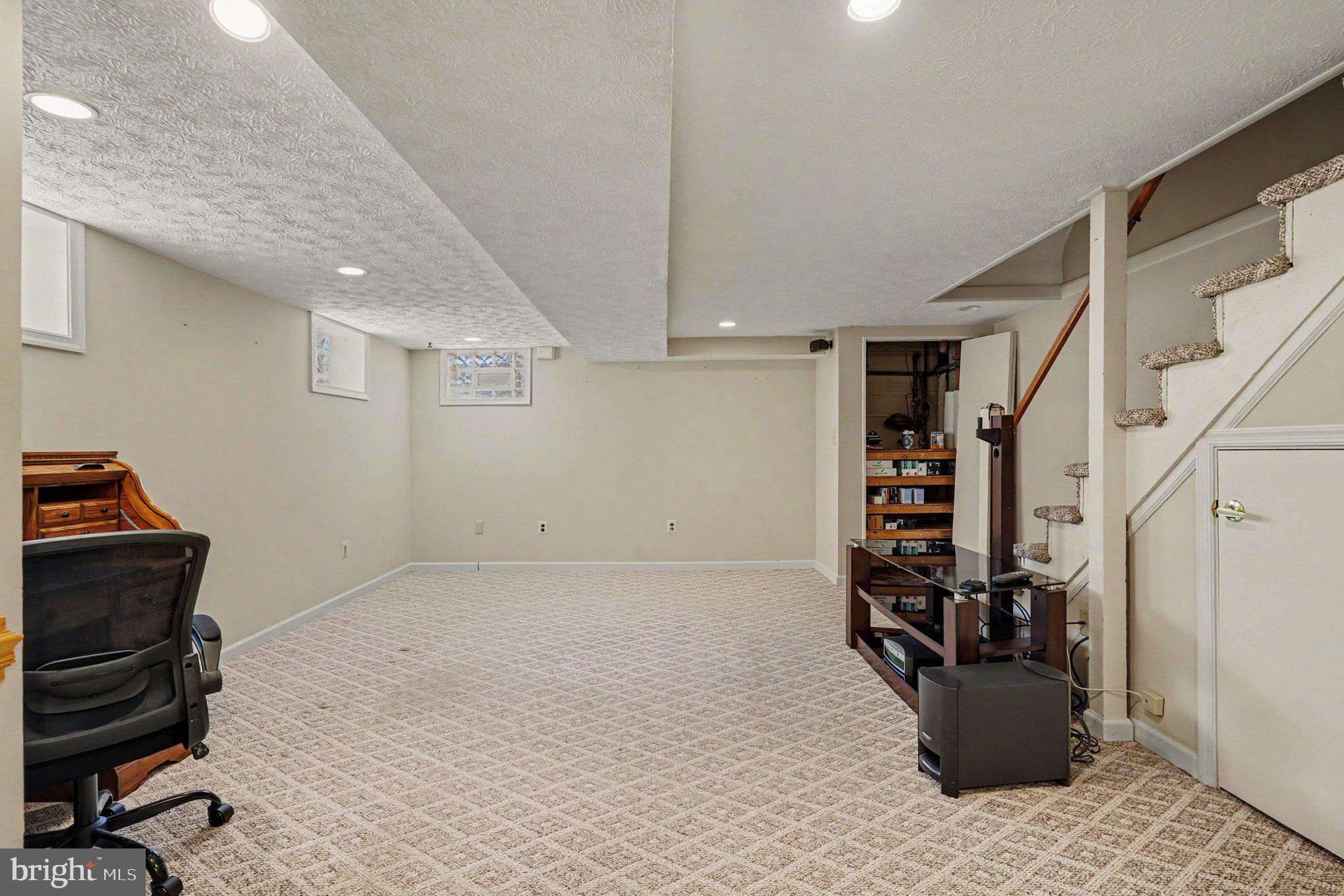 EASTFIELD - Residential
