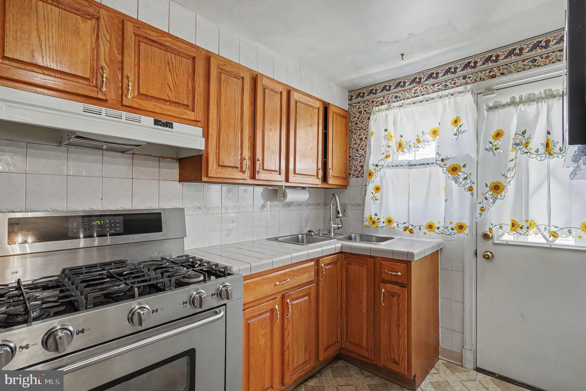 EASTFIELD - Residential