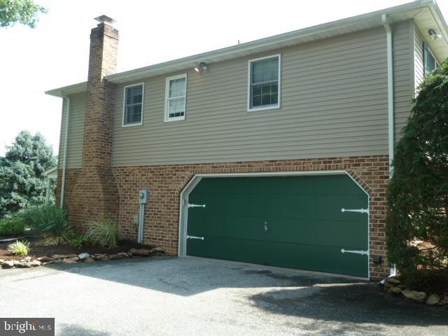 YORK TWP - Residential