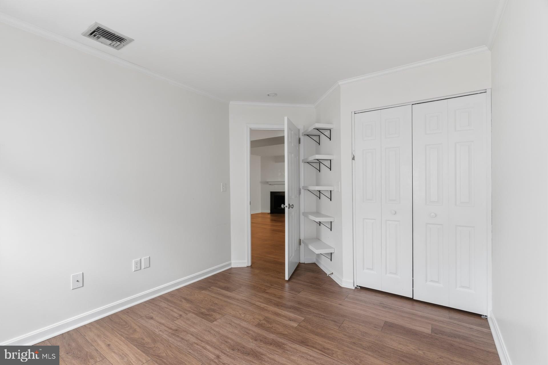 ROCKLEDGE - Residential