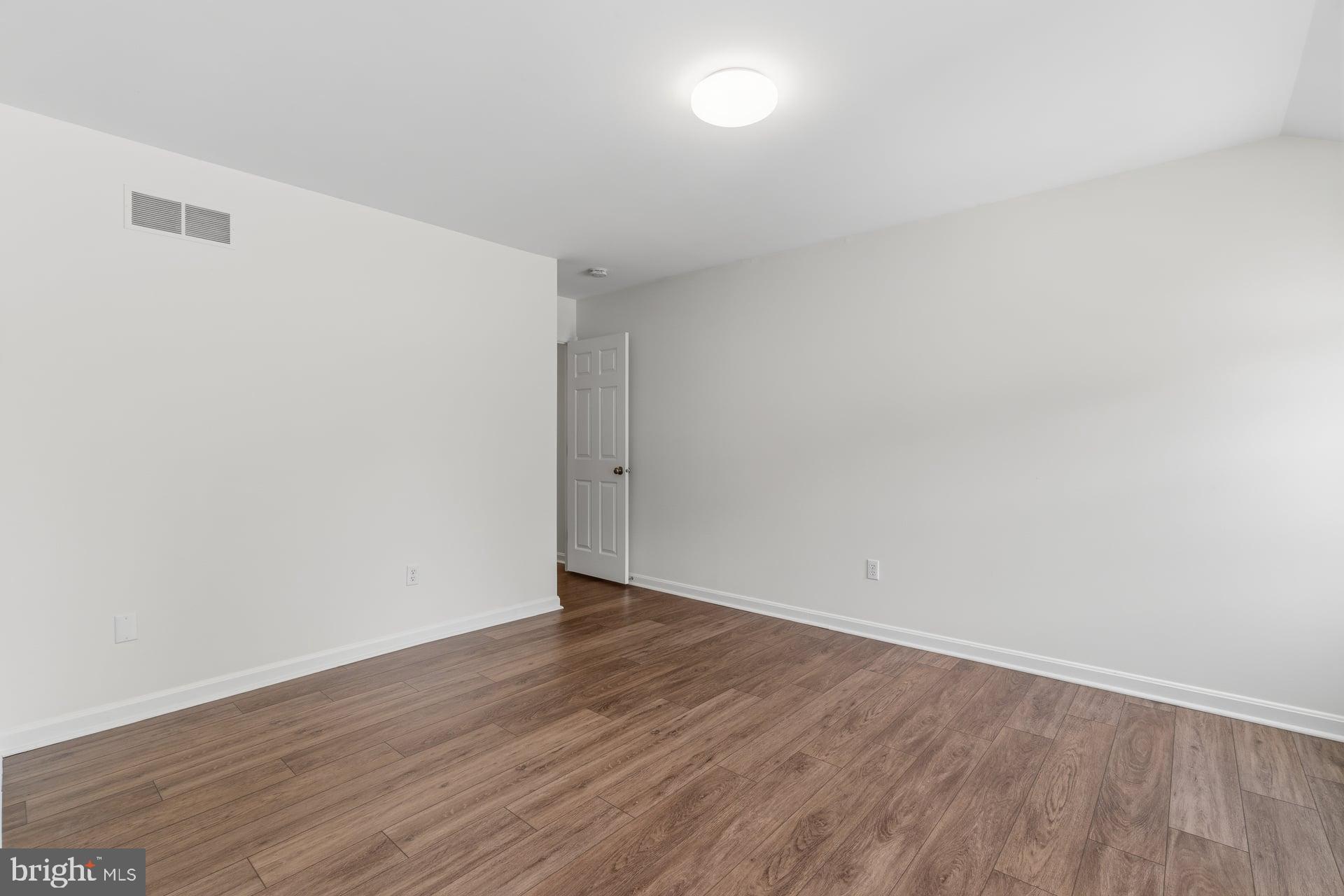 ROCKLEDGE - Residential