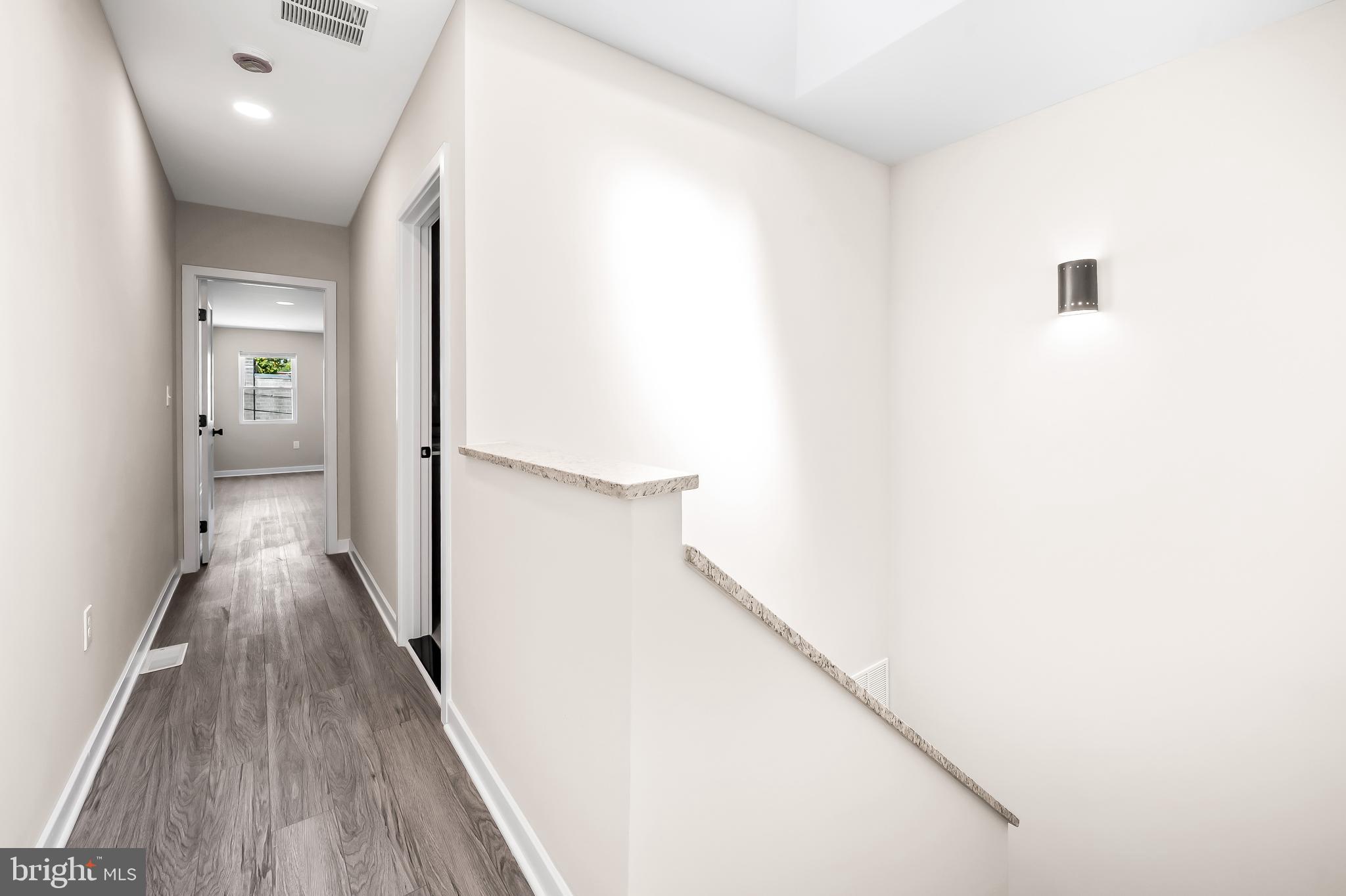HARWOOD - Residential