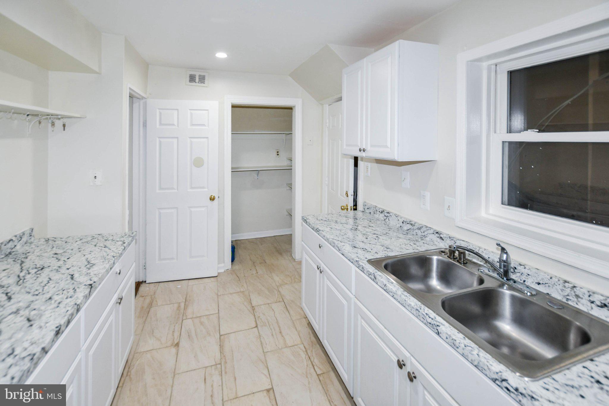 TEMPLETON KNOLLS - Residential