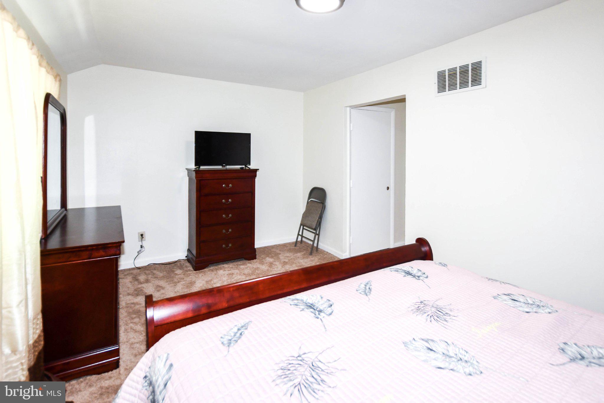 TEMPLETON KNOLLS - Residential