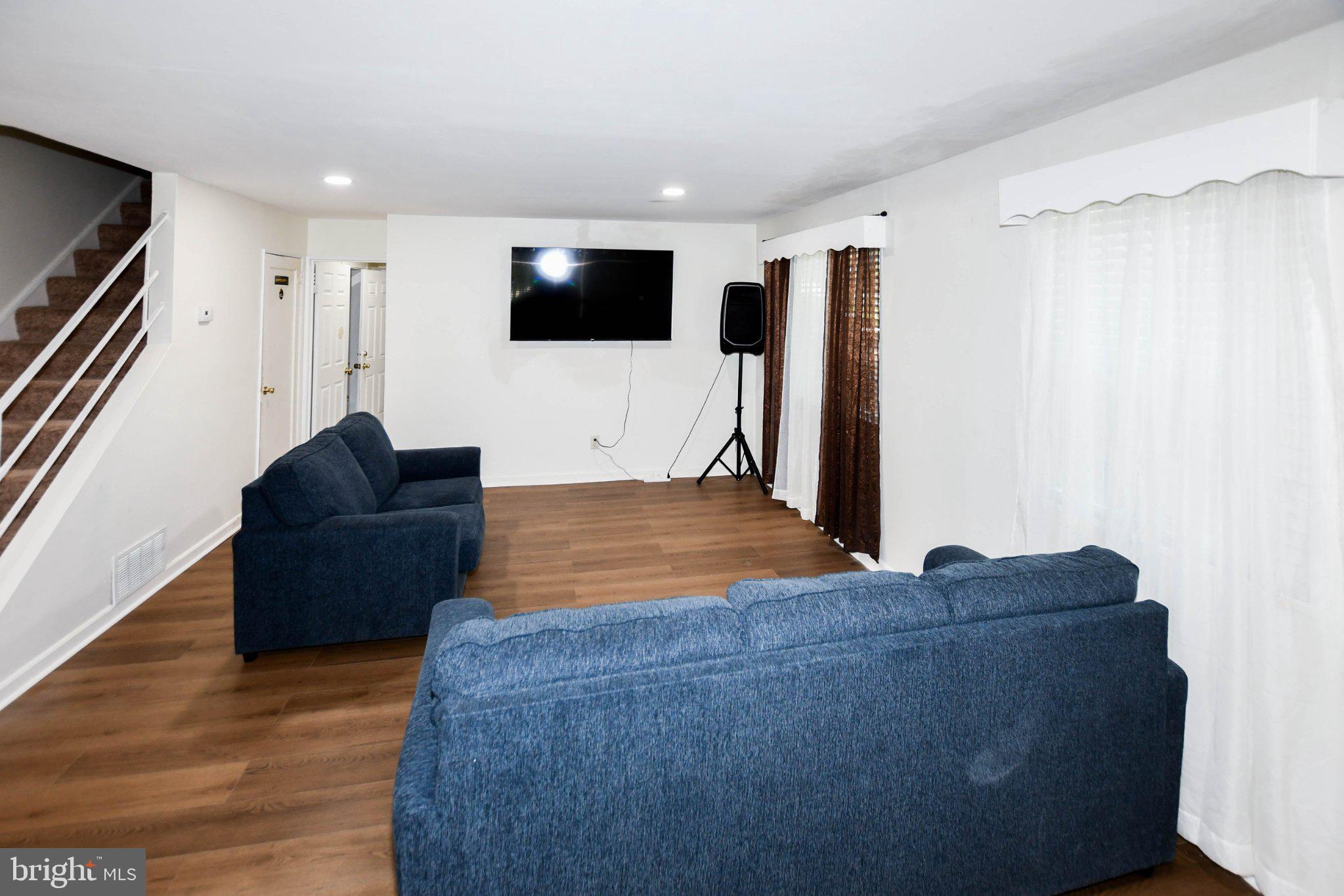 TEMPLETON KNOLLS - Residential