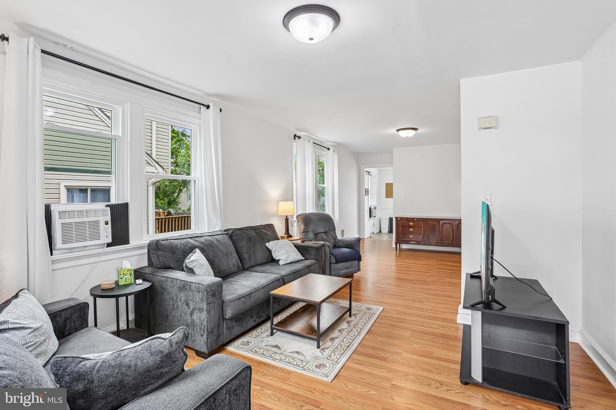 GLENSIDE - Residential