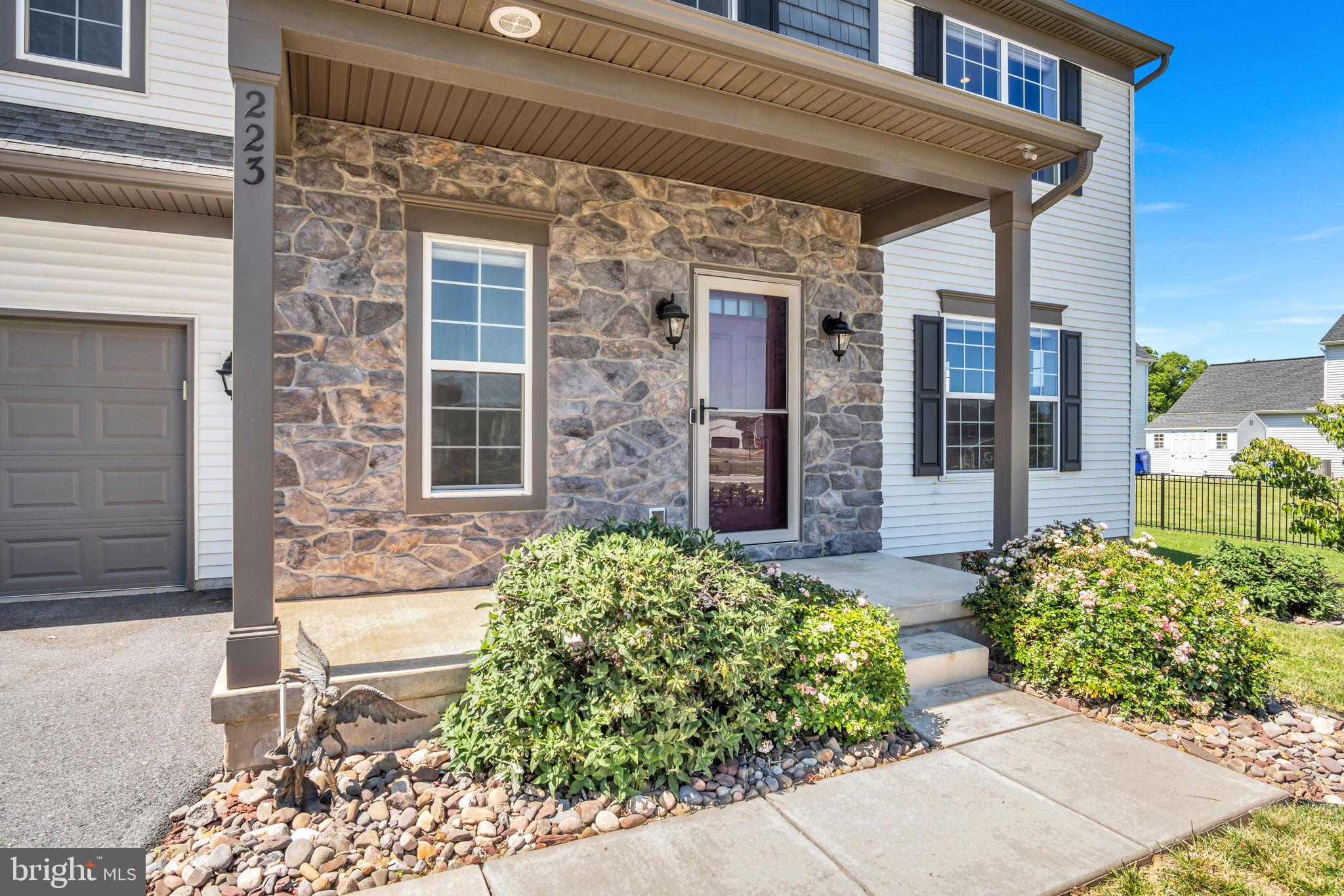 WRIGHT'S LANDING - Residential