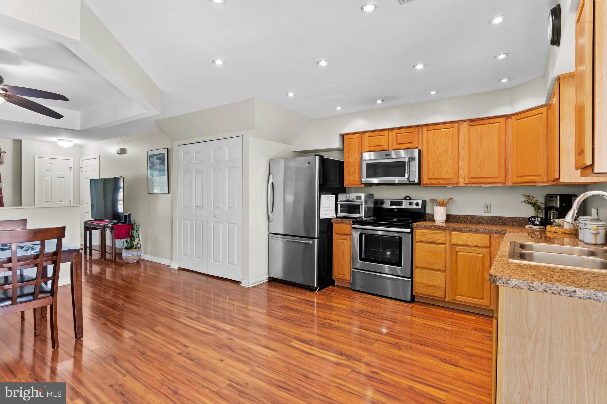 NORTHWOODS CROSSING - Residential