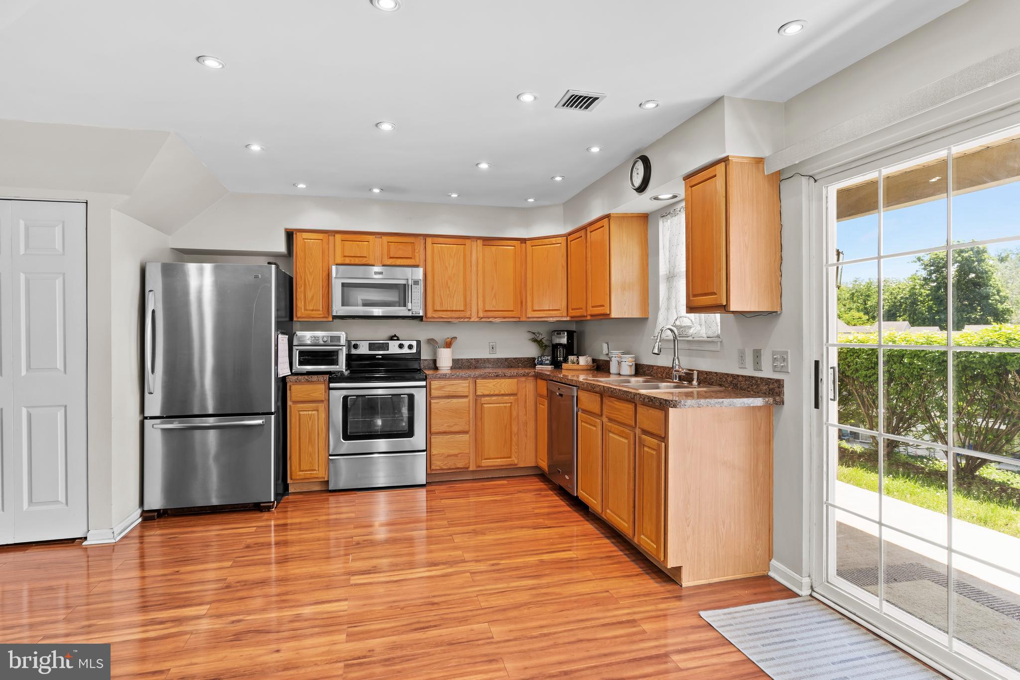 NORTHWOODS CROSSING - Residential