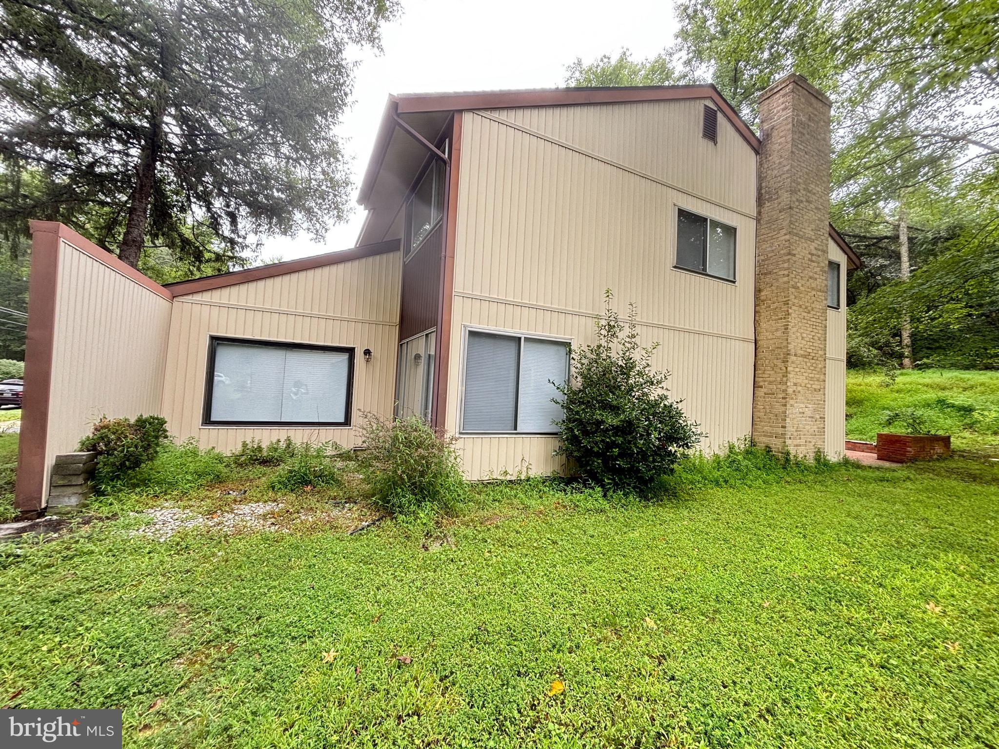 MARLTON - Residential
