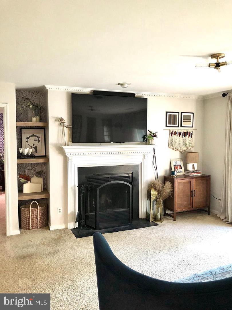 KINGSTOWNE - Residential Lease