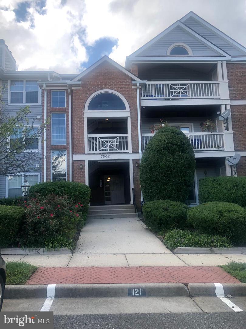 KINGSTOWNE - Residential Lease