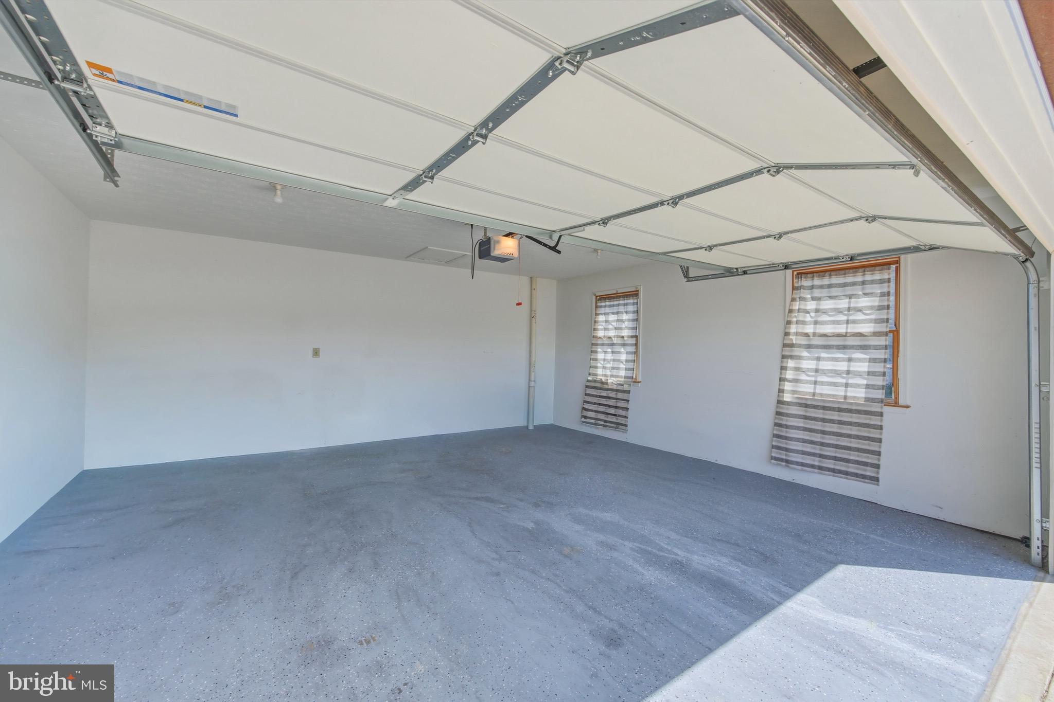 SIGNAL KNOLLS - Residential