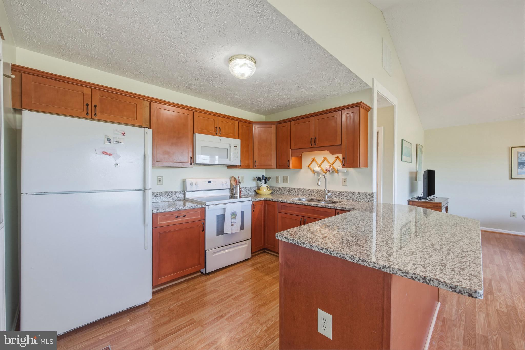 SIGNAL KNOLLS - Residential