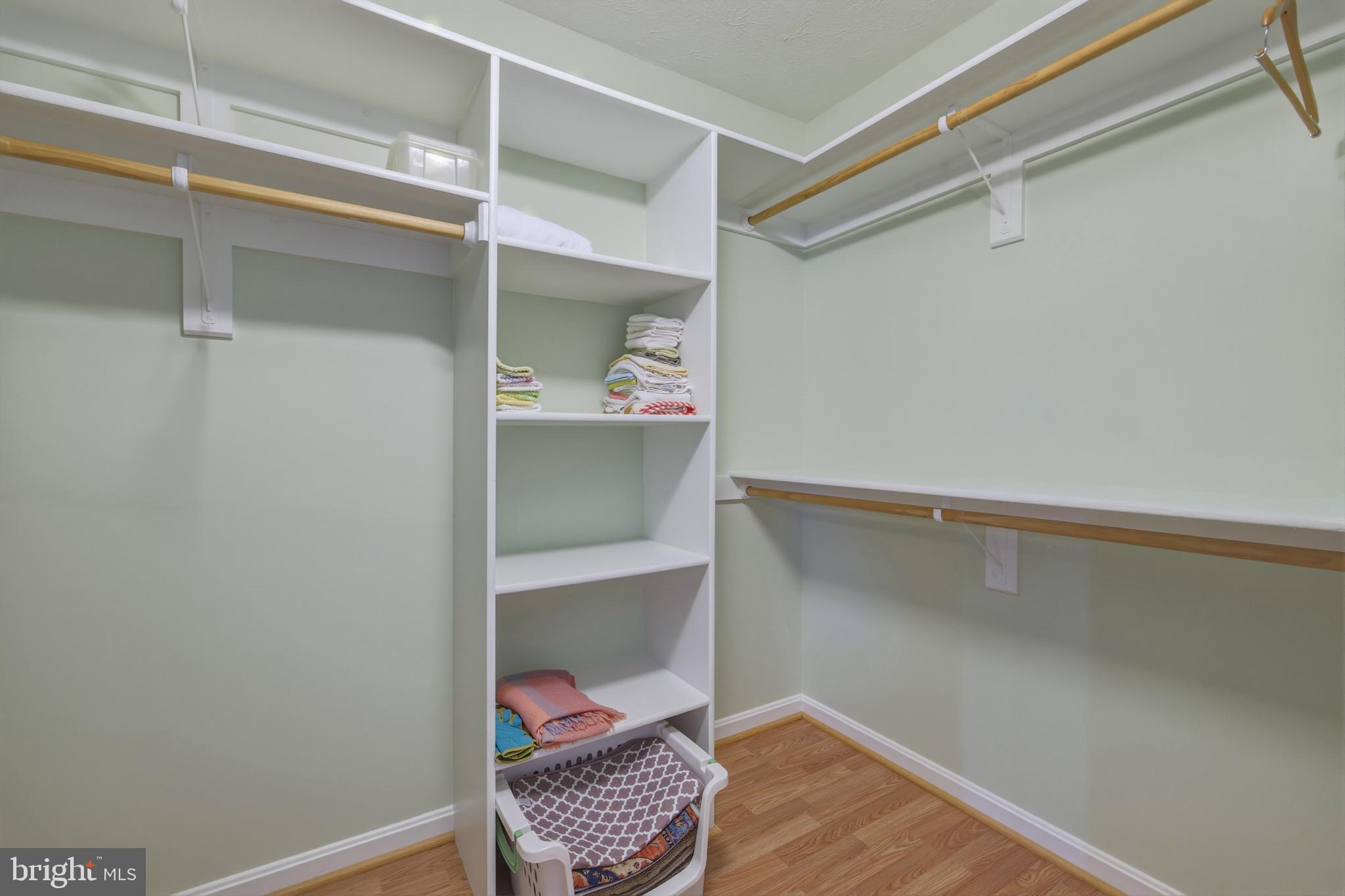 SIGNAL KNOLLS - Residential
